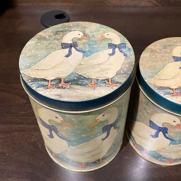 Vintage Nesting Blue Ribbon Duck Geese Metal Tin Canisters Set of 3 - Picture 2 of 10
